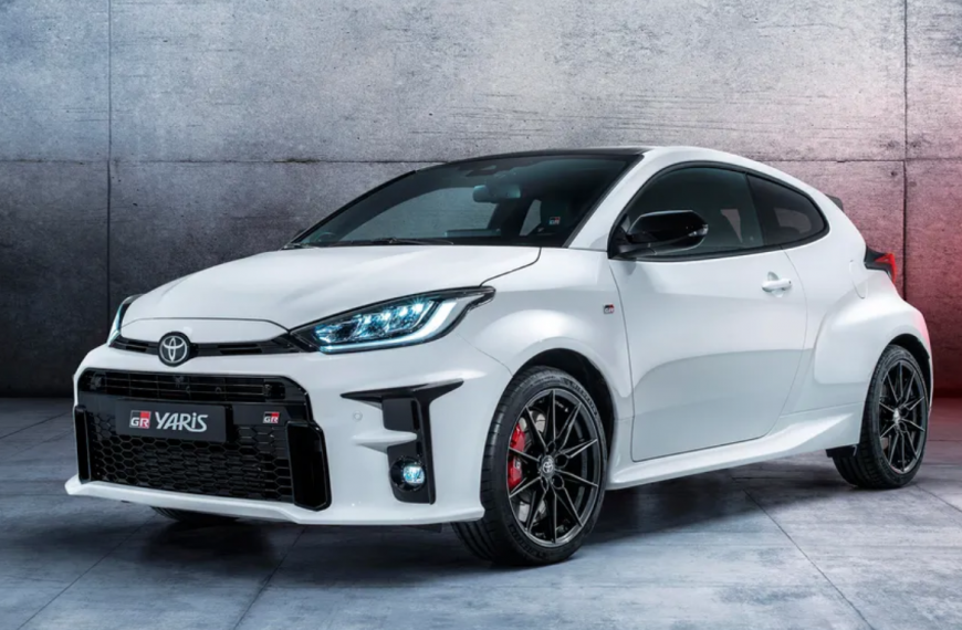 Toyota Yaris 2023: Thiết kế mới, đầy tiện nghi và an toàn